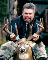 Ontario Hunting - Whitetail Deer Hunting
